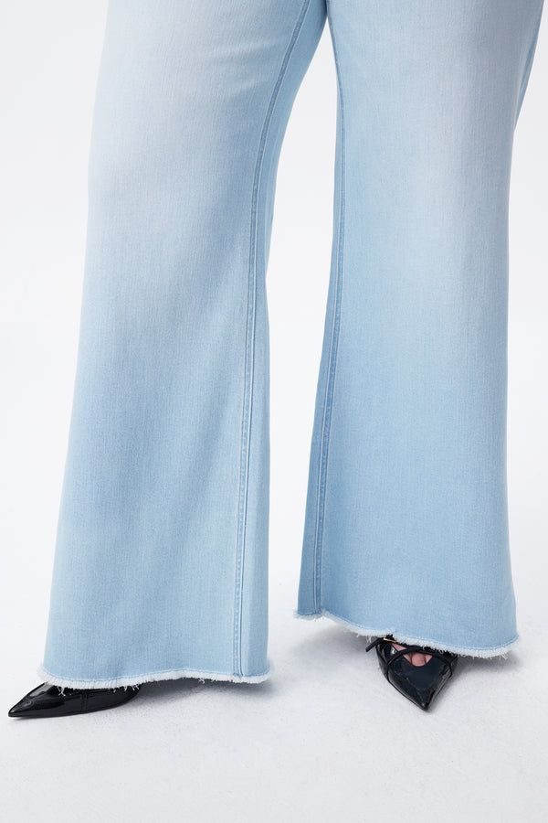 LIGHT BLUE