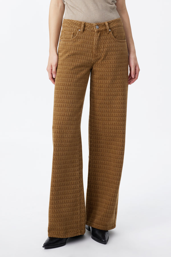 Mid Rise Textured Wide Leg Pants