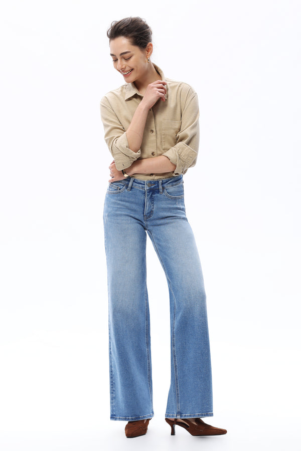 Mid Rise Wide Leg Jeans