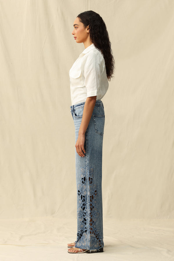 Mid Rise Wide Leg Jeans