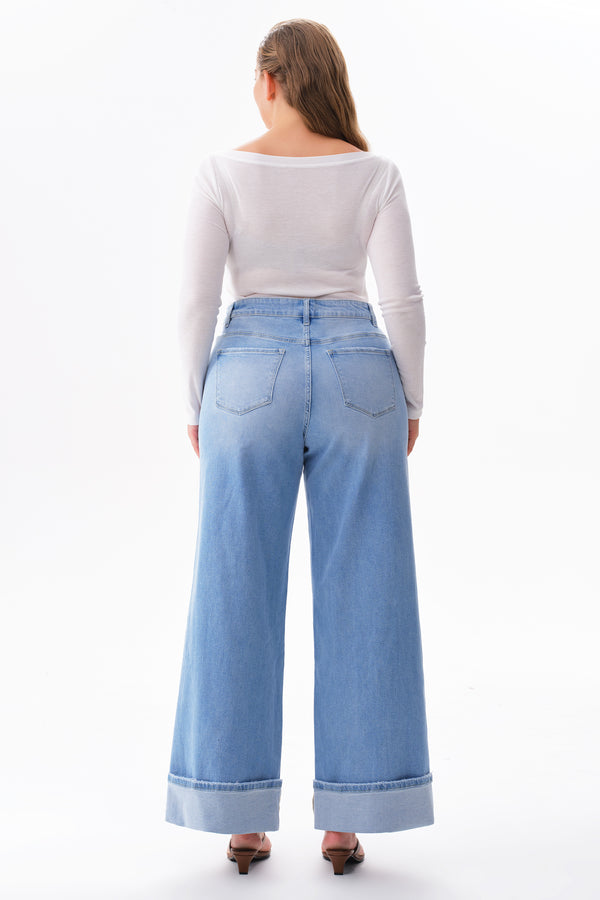 Mid Rise Cuffed Wide Leg Jeans