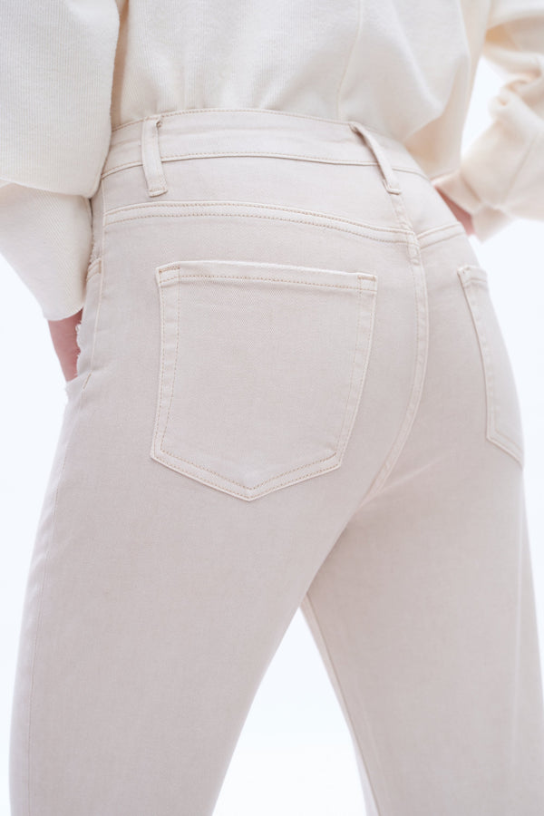 High Rise Frayed Hem Jeans-Straight-BAYEAS