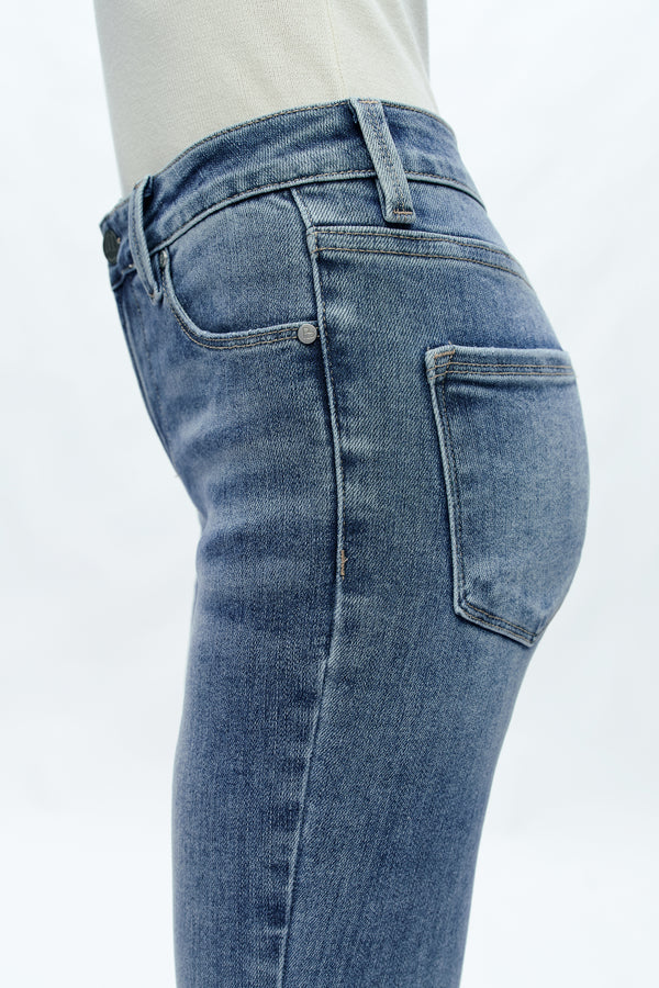 Mid Rise Cropped Raw Hem Straight Leg Jeans