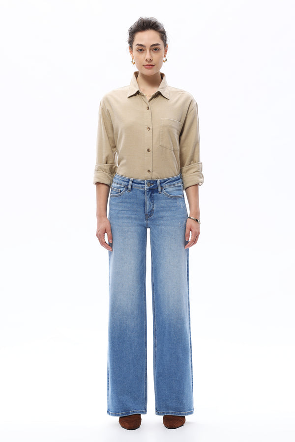 Mid Rise Wide Leg Jeans