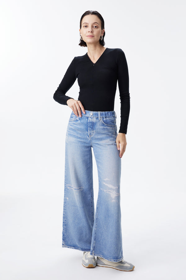 Distressed High Rise Wide Leg Jeans