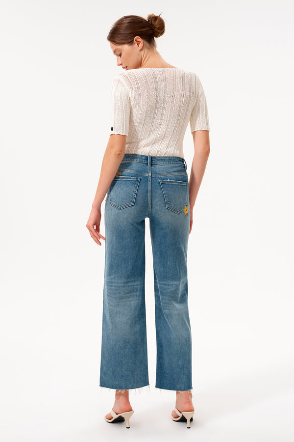 Mid Rise Wide Leg Jeans