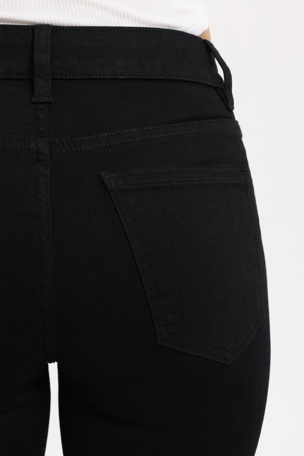Mid Rise Skimmer Capri Jeans
