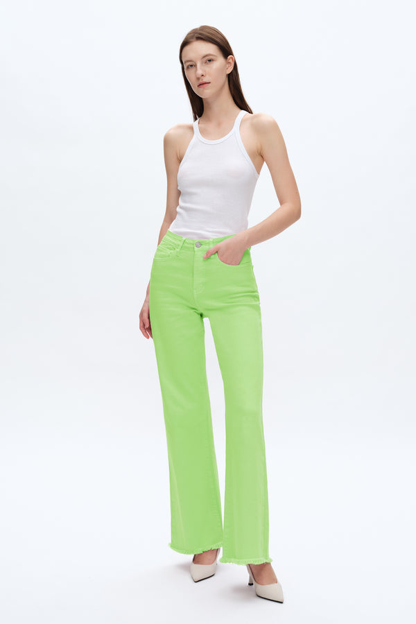 GREEN