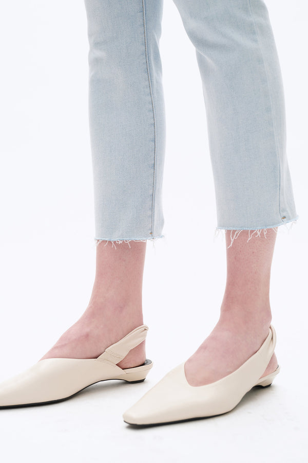 Mid Rise Straight Raw Edge Denim Jeans-Straight-BAYEAS