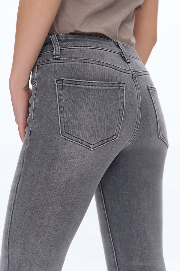 Emily Mid Rise Slim Straight Denim Jeans-Straight-BAYEAS