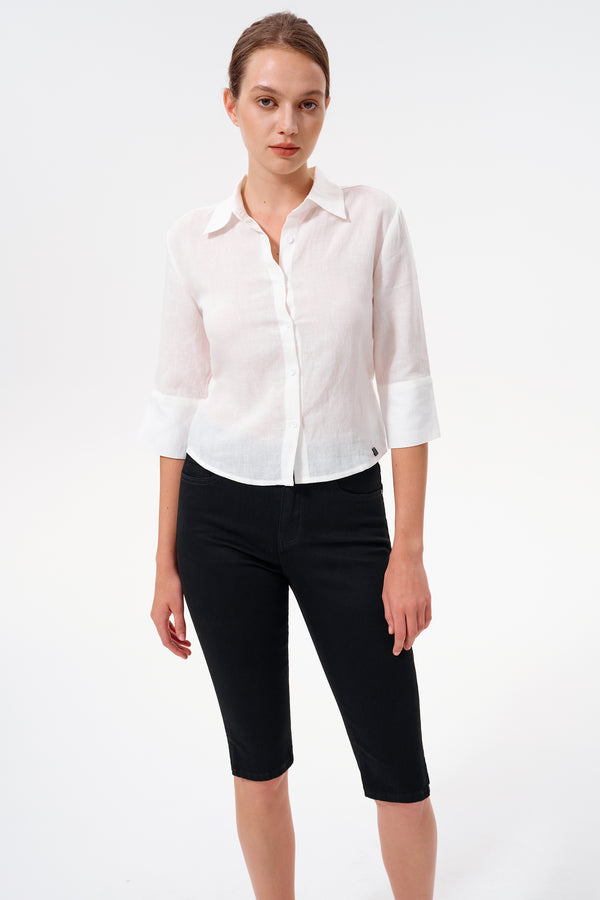 Mid Rise Skimmer Capri Jeans