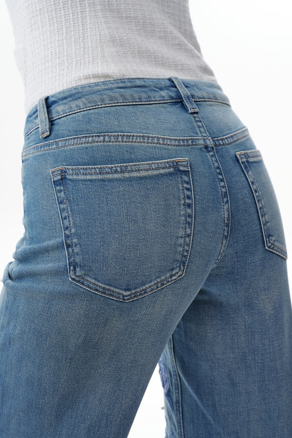 Chic Mid Rise Pearl Embellished Wide Leg Jeans