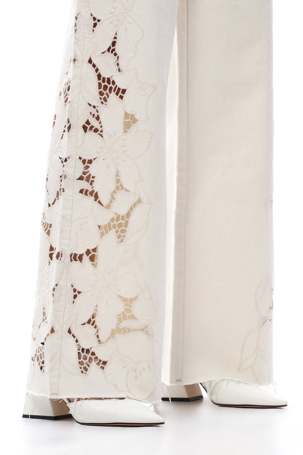 unique-id-3f419bfc-4e6a-41b5-9123-fb7f72572aa7