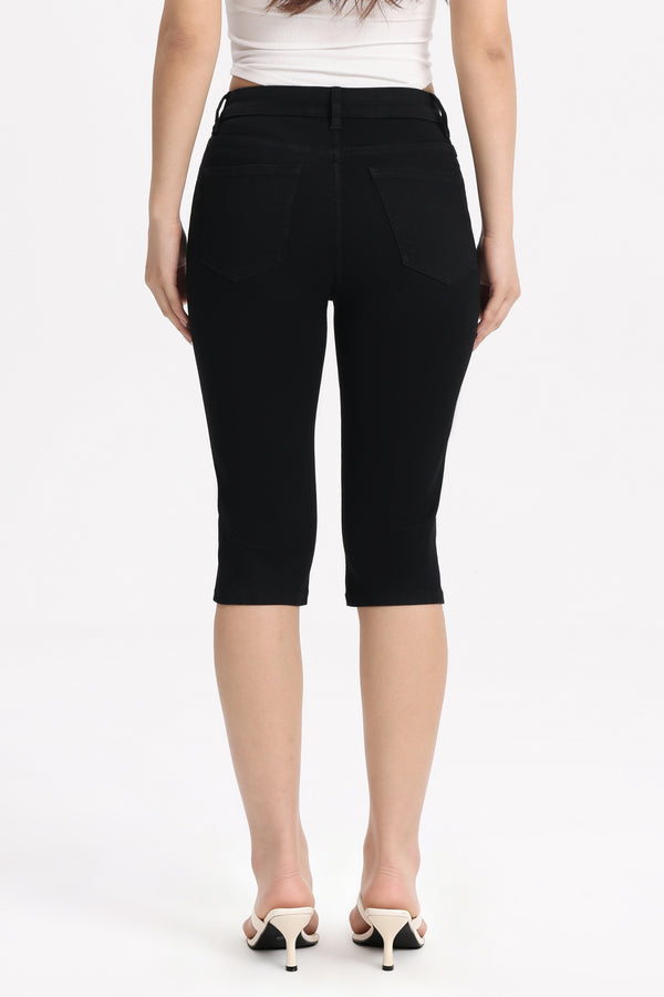 Mid Rise Skimmer Capri Jeans