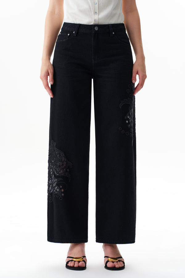 Mid Rise Relaxed Straight Jeans