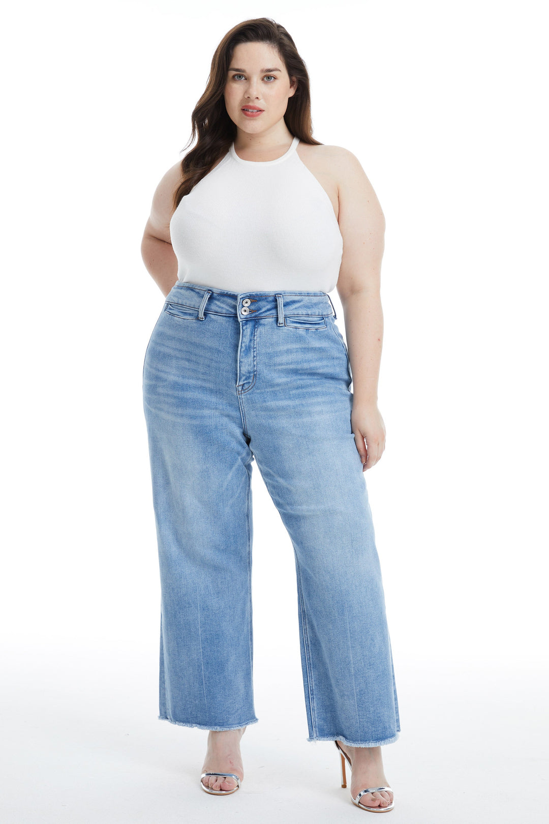 PLUS SIZE HIGH RISE WIDE LEG JEANS WITH RAW HEM