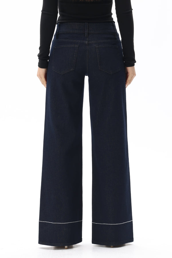 Mid Rise Wide Leg Jeans with Contrast Stitching