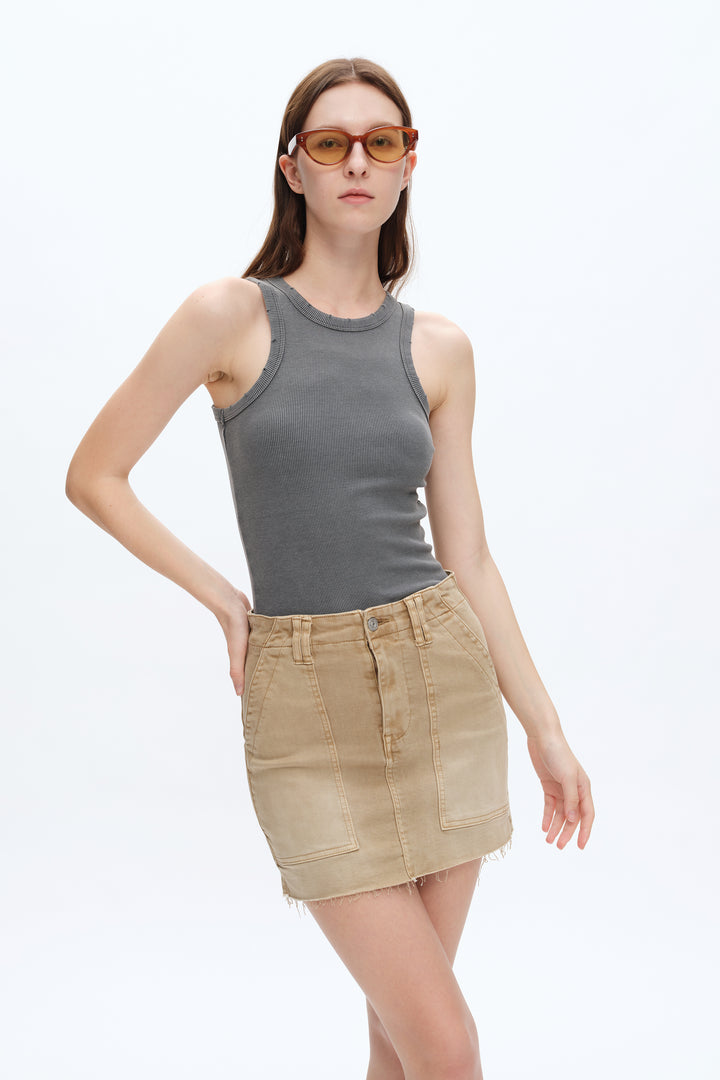 Short Denim Skirt With Pockets