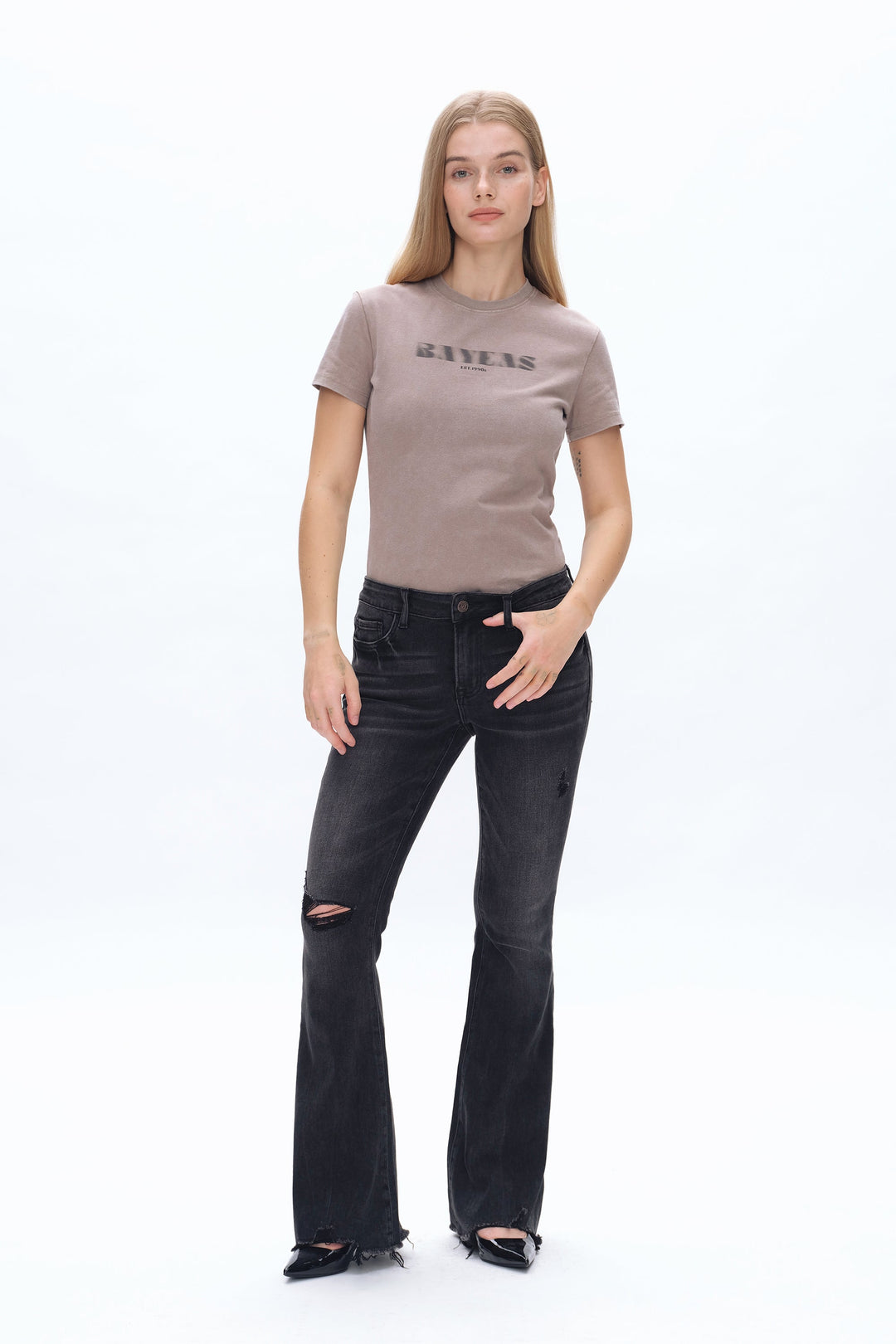 Mid Rise Flare Denim Jeans With Raw Edge Hem