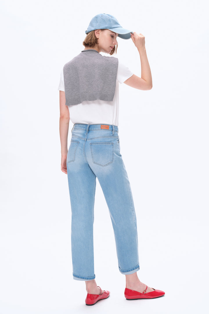 Mid Rise Rolled Leg Barrel Denim Jeans