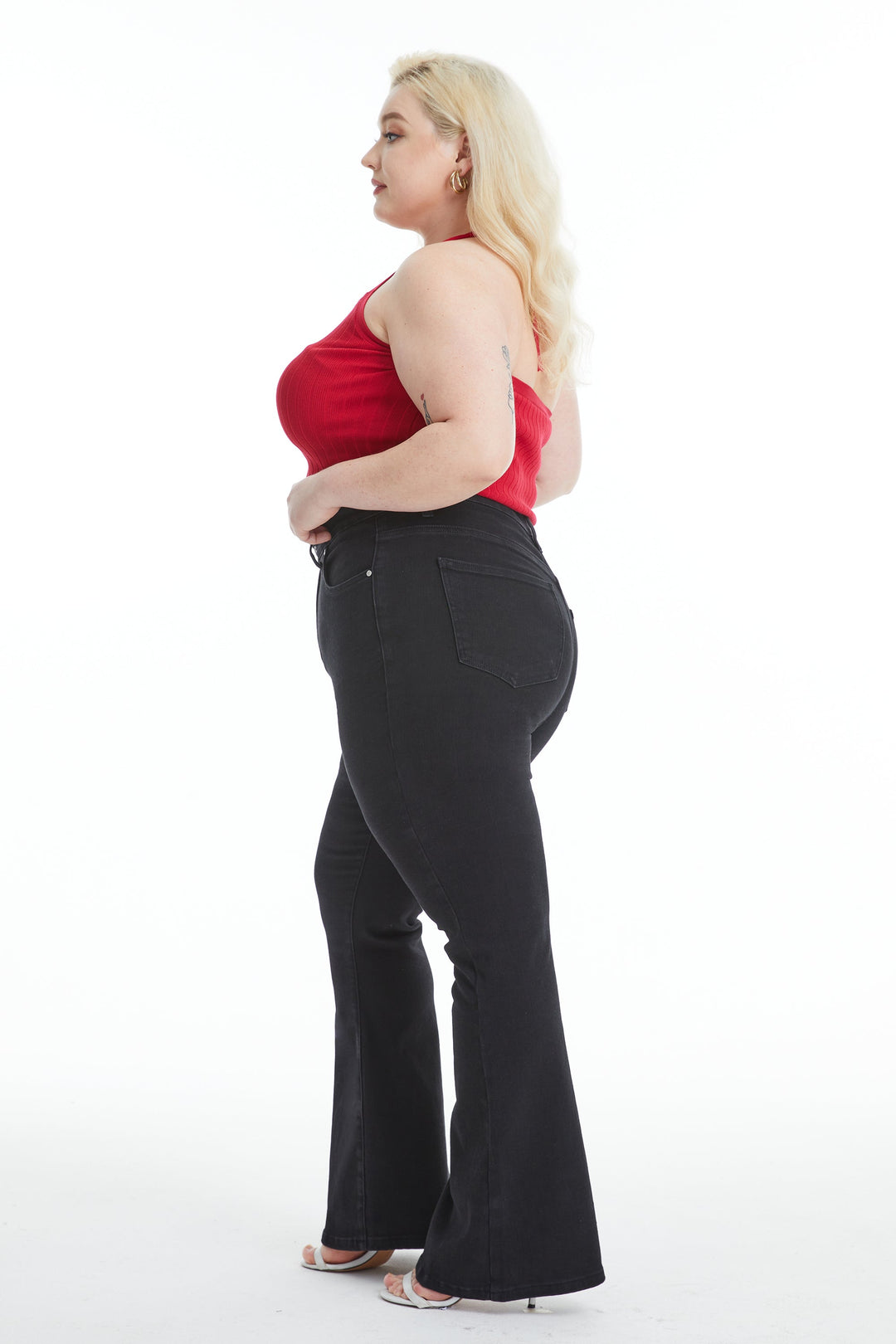PLUS SIZE HIGH RISE FLARE JEANS WITH CRINKLE