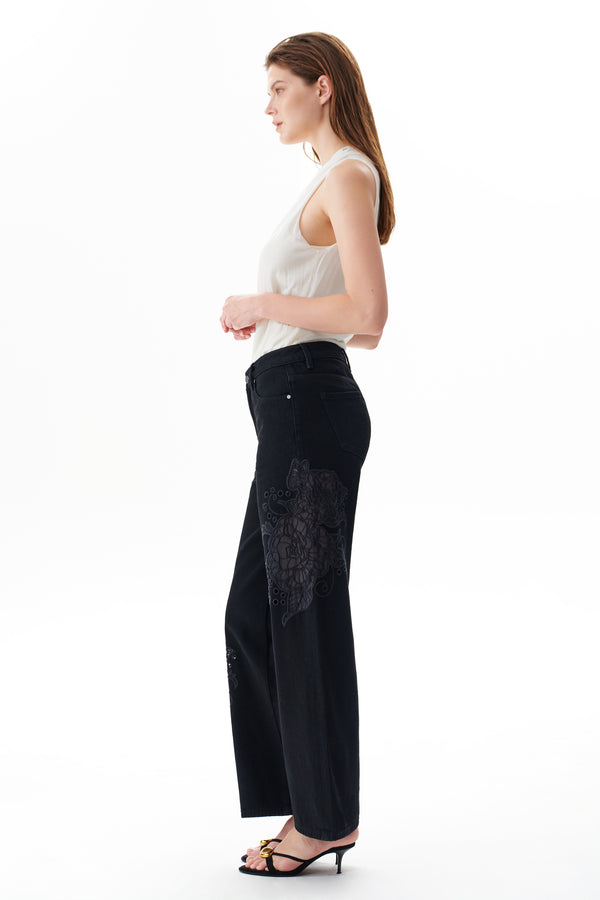 Mid Rise Relaxed Straight Jeans
