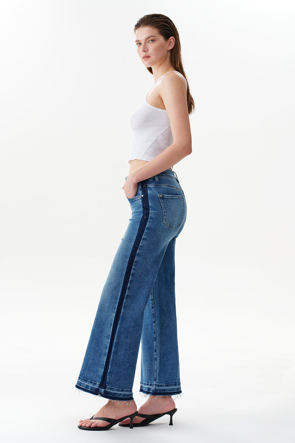 Mid Rise Wide Leg Jeans