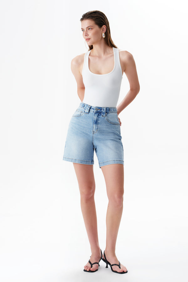 Chic High Rise Buckle Waist Denim Shorts