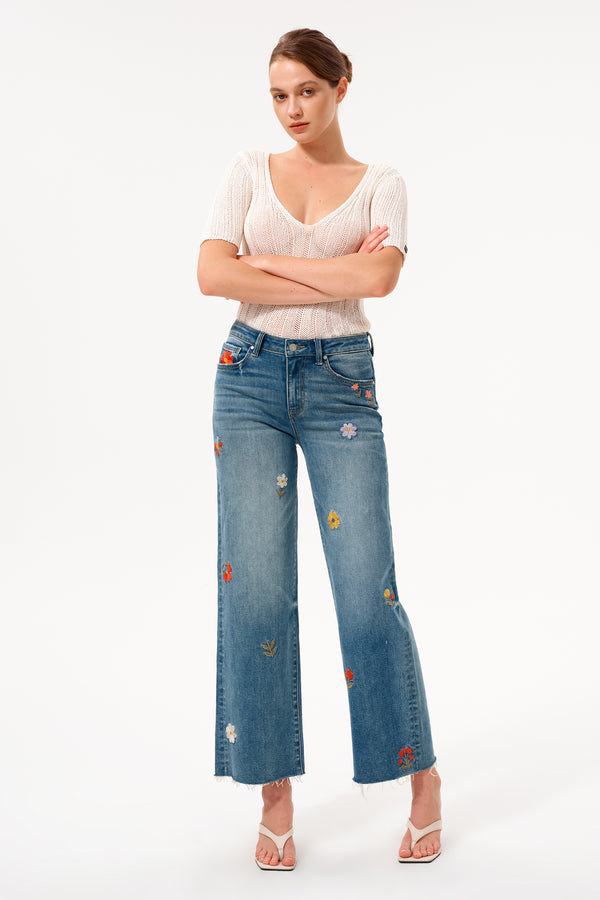 Mid Rise Wide Leg Jeans