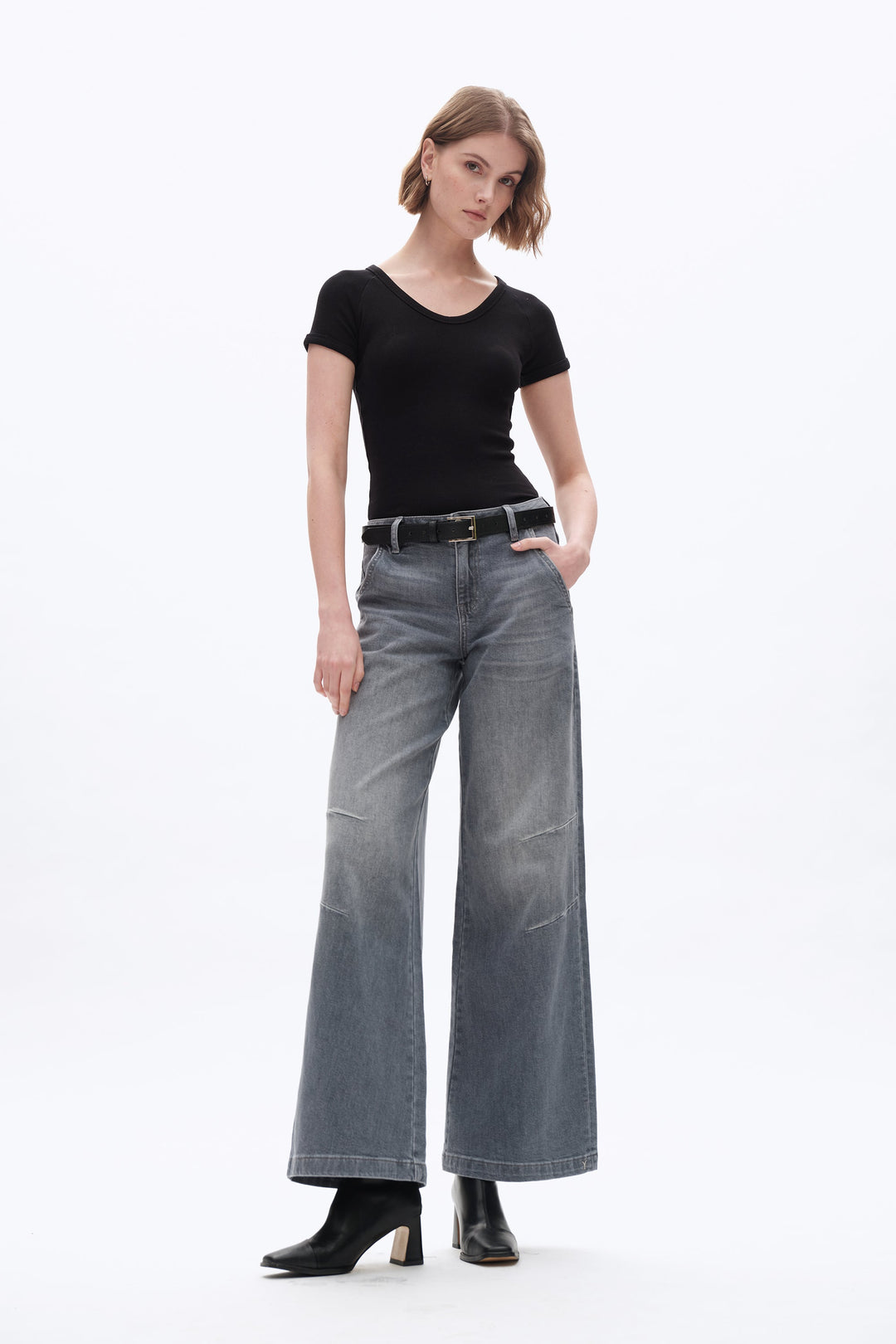 Mid Rise Wide Leg Denim Jeans