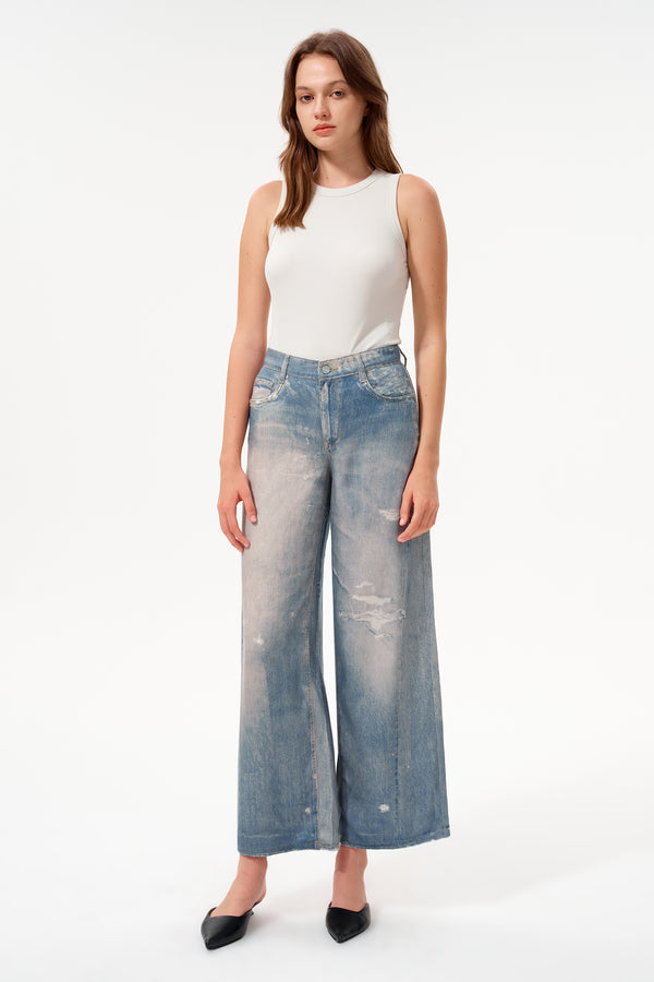 Seoul Mid Rise Wide Leg Jeans