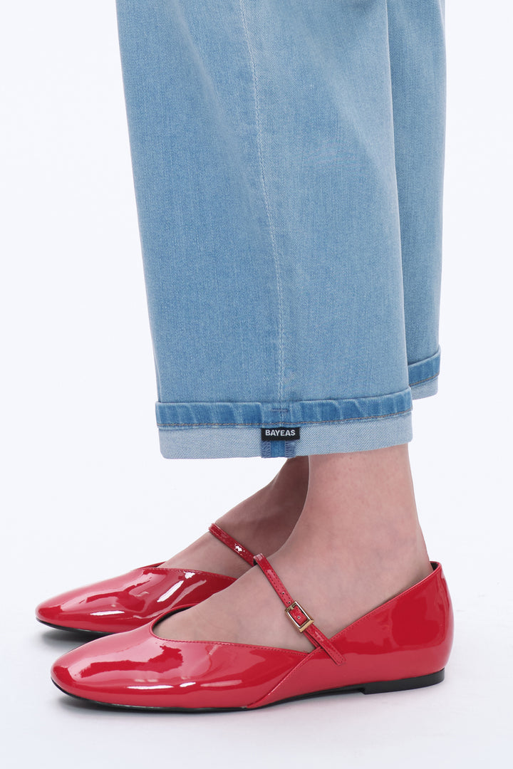 Mid Rise Rolled Leg Barrel Denim Jeans