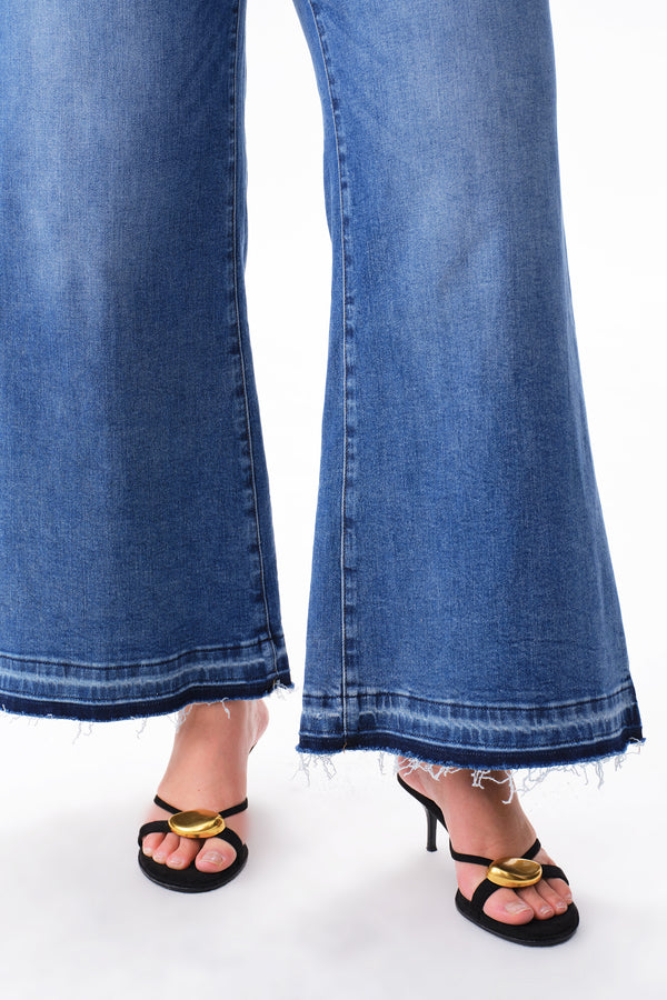 Mid Rise Wide Leg Jeans