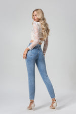 HIGH RISE MOM JEANS BYM3006