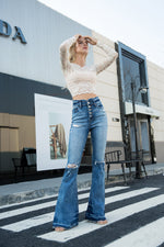 HIGH RISE FLARE JEANS BYF1014L