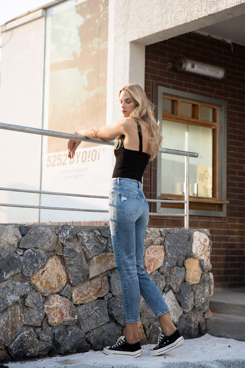 HIGH RISE MOM JEANS BYM3001